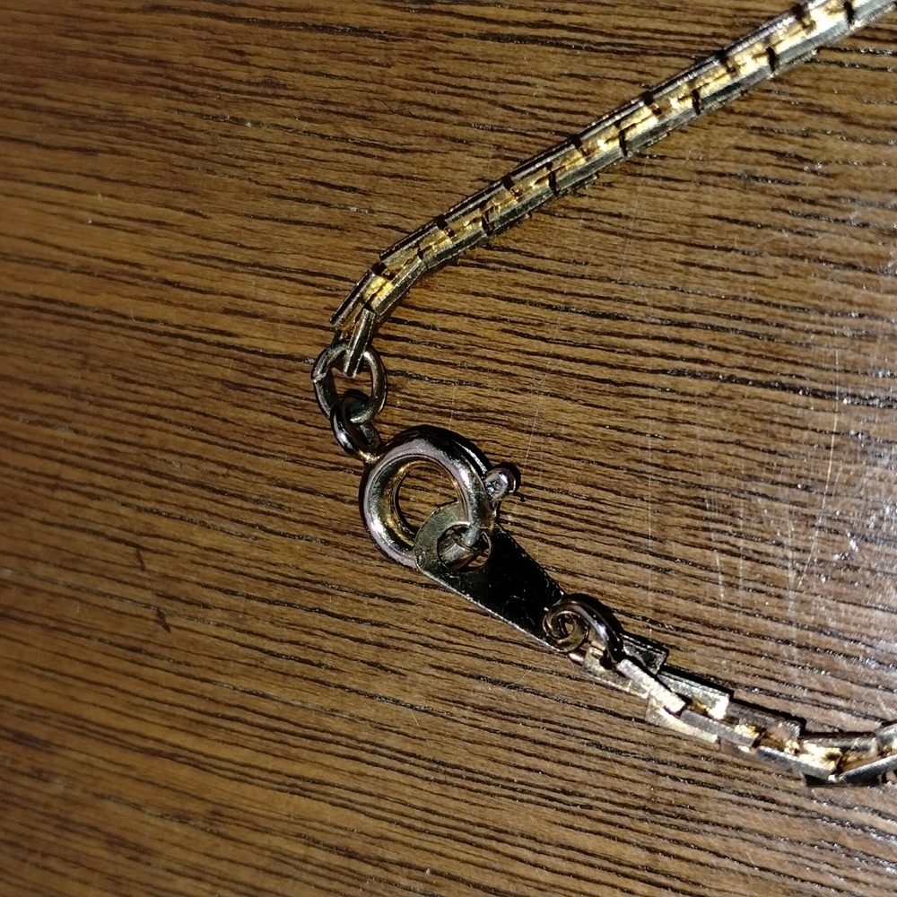 16 Inch Chain - Picture 2 of 3